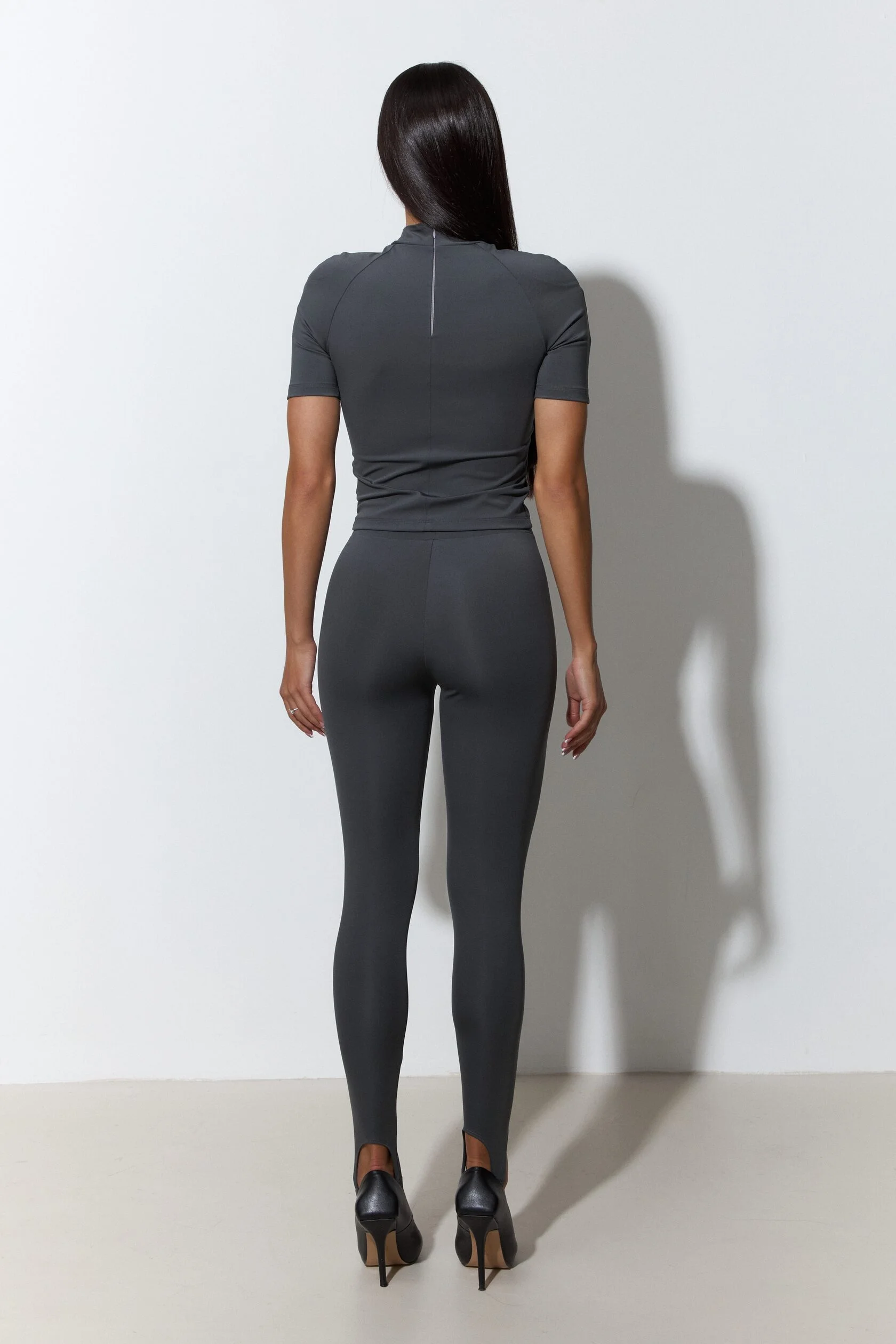 ELASTIC ЛЕГИНСЫ СО СТРЕЛКОЙ И ШТРИПКОЙ, арт. ELA.L4.SS26