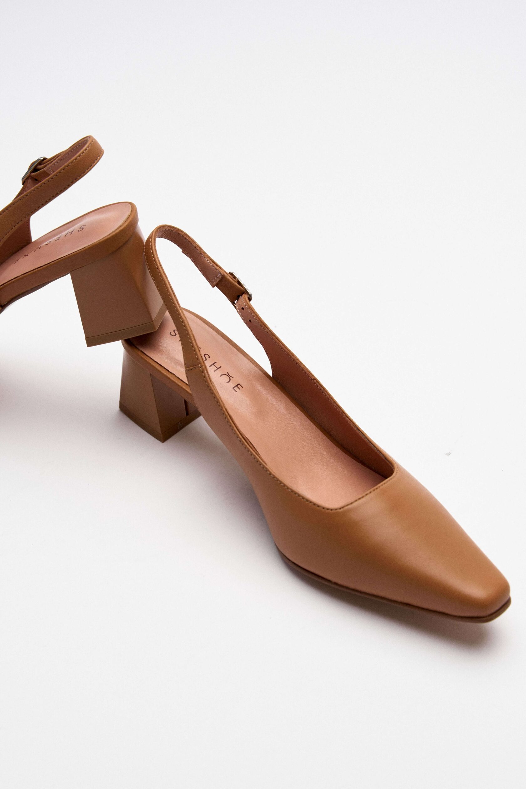 SHESHOE нат.кожа Туфли открытые жен кожа свет.кор, арт. SH20826-WL