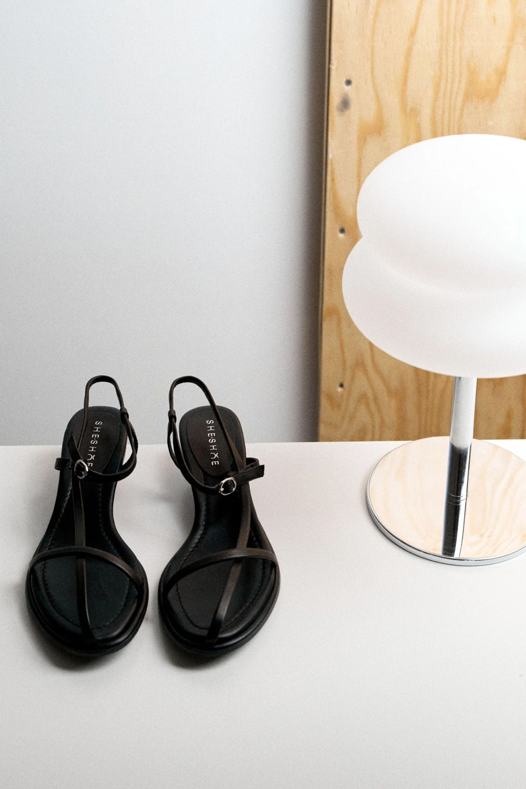 SHESHOE SH23750-WL/8 нат.кожа Туфли открытые жен кожа чер, арт. SH23750-WL-8