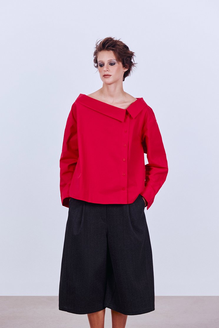 7dots ВИВЬЕН Блузка с асимметричным воротом, арт. 1399-красный-40-46